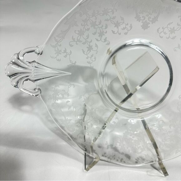 Fostoria VTG Glass Baroque Etched Chintz Handled Cake Plate Platter Dish 13.5” - Picture 4 of 11